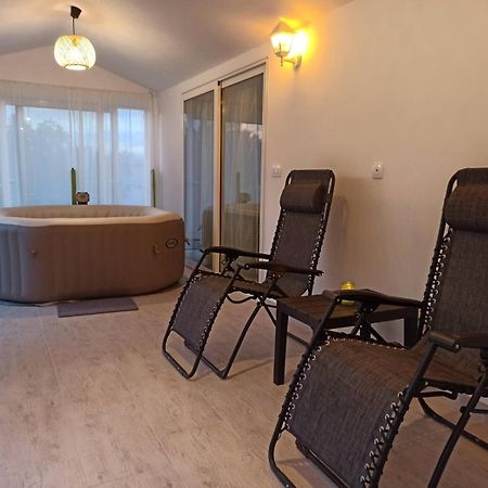 Holiday House Vela Vrta Sveti Ivan Dobrinjski 外观 照片