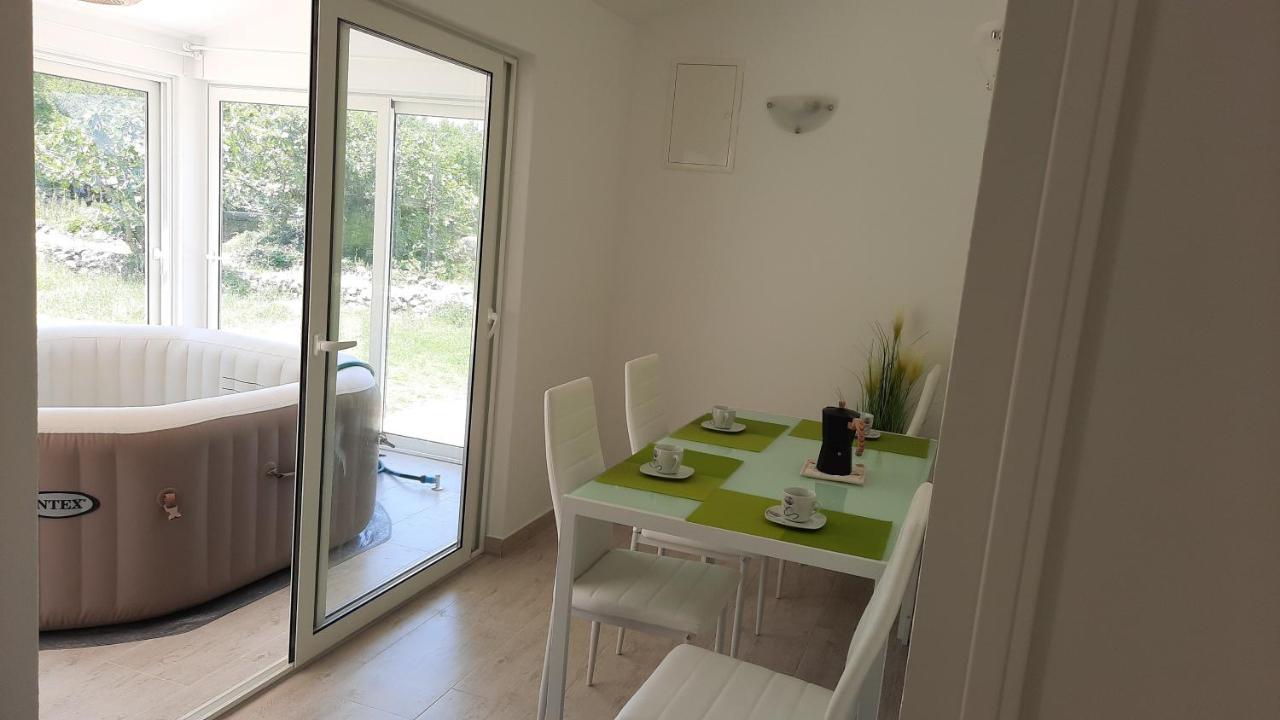 Holiday House Vela Vrta Sveti Ivan Dobrinjski 外观 照片